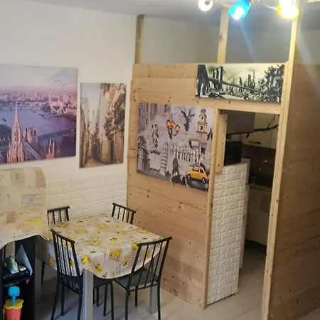 Dimoramadonnella شقة *