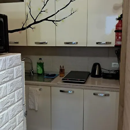 Dimoramadonnella شقة