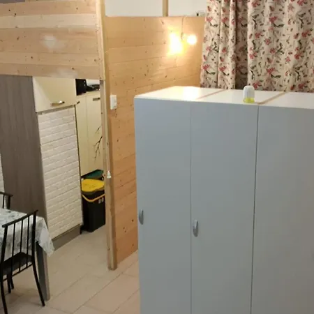 Dimoramadonnella * Bari